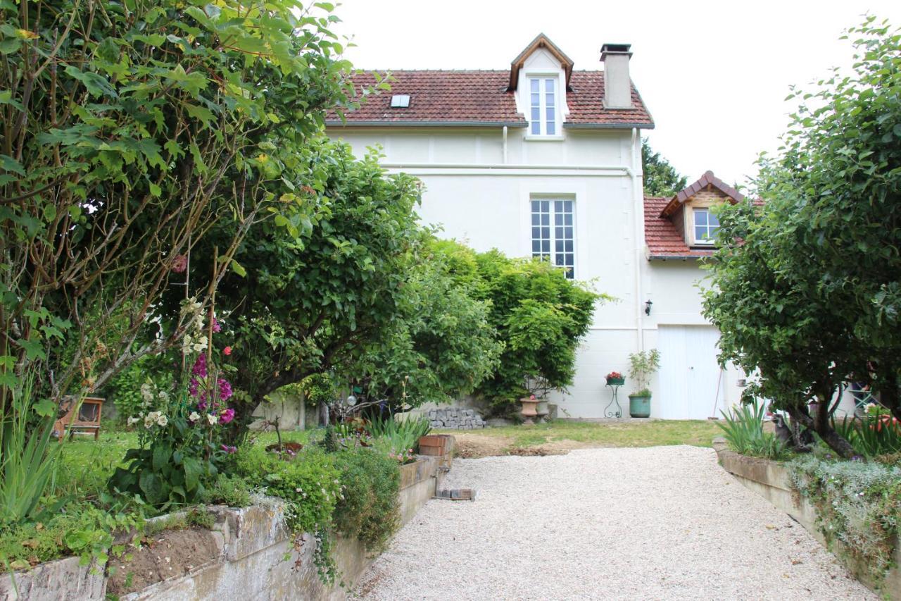 Belle Vue Terrasse Bed & Breakfast Giverny Bagian luar foto
